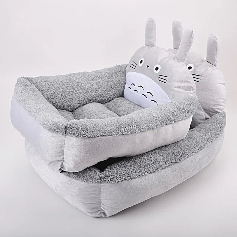 Tufted Plush Velveteen Animal Shaped Dog & Cat Bed