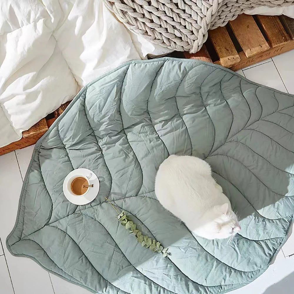 Lily Pad Shaped Dog/ Cat Sleeping Mat